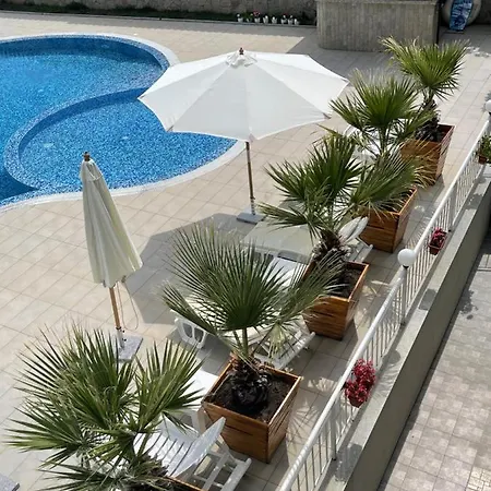 شقة فندقية Gardenia Vacation Settlement سوزوبول