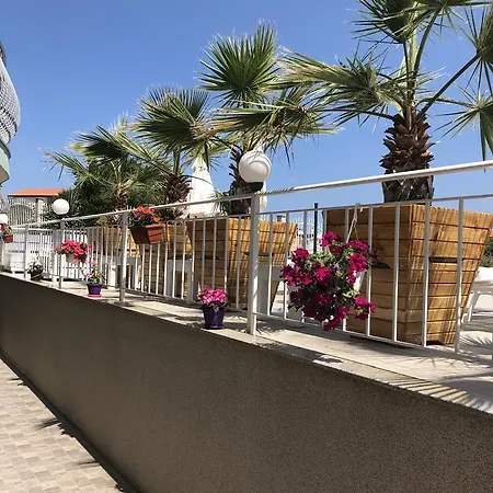 Gardenia Vacation Settlement 3* سوزوبول