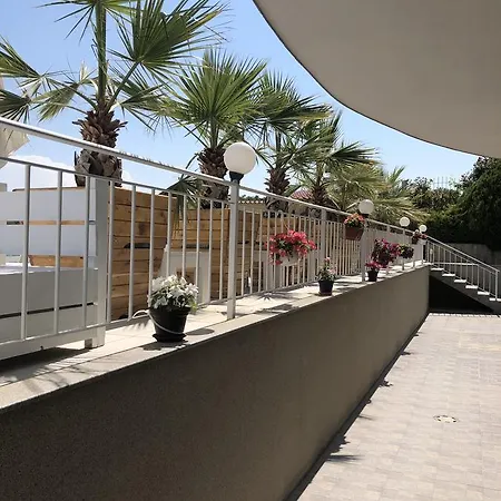 شقة فندقية Gardenia Vacation Settlement 3*