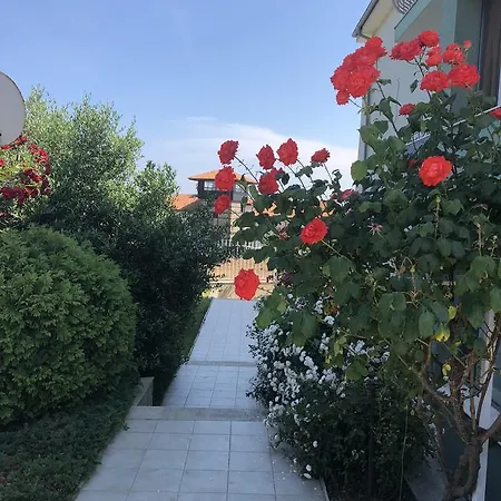 شقة فندقية Gardenia Vacation Settlement 3*